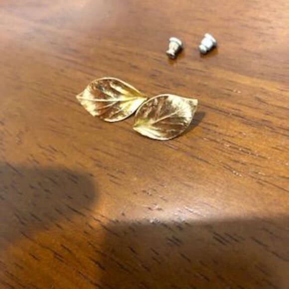 Gold Tone Leaf Stud Earrings Pre-Owned. - Picture 10 of 13